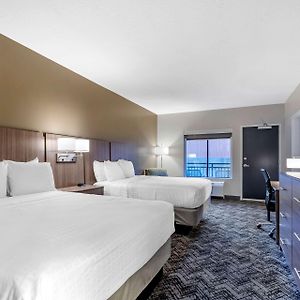 Queen Room Two Queen Beds Roll Shower Disability Access